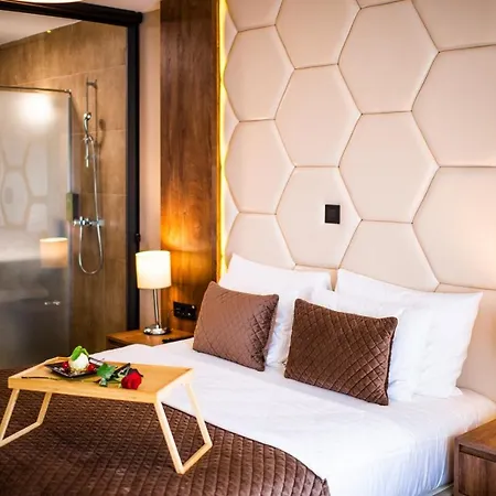 Amsterdam 4* Белград